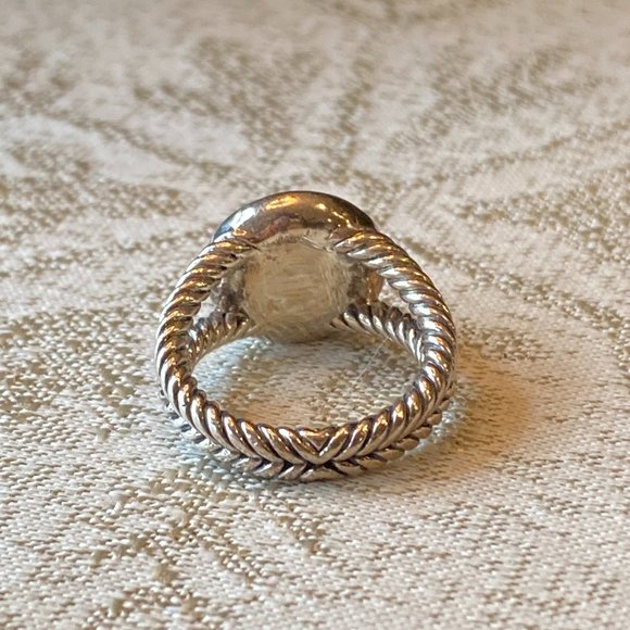David Yurman Pearl Ring with Diamonds - Size 6 - Picture 3 of 4